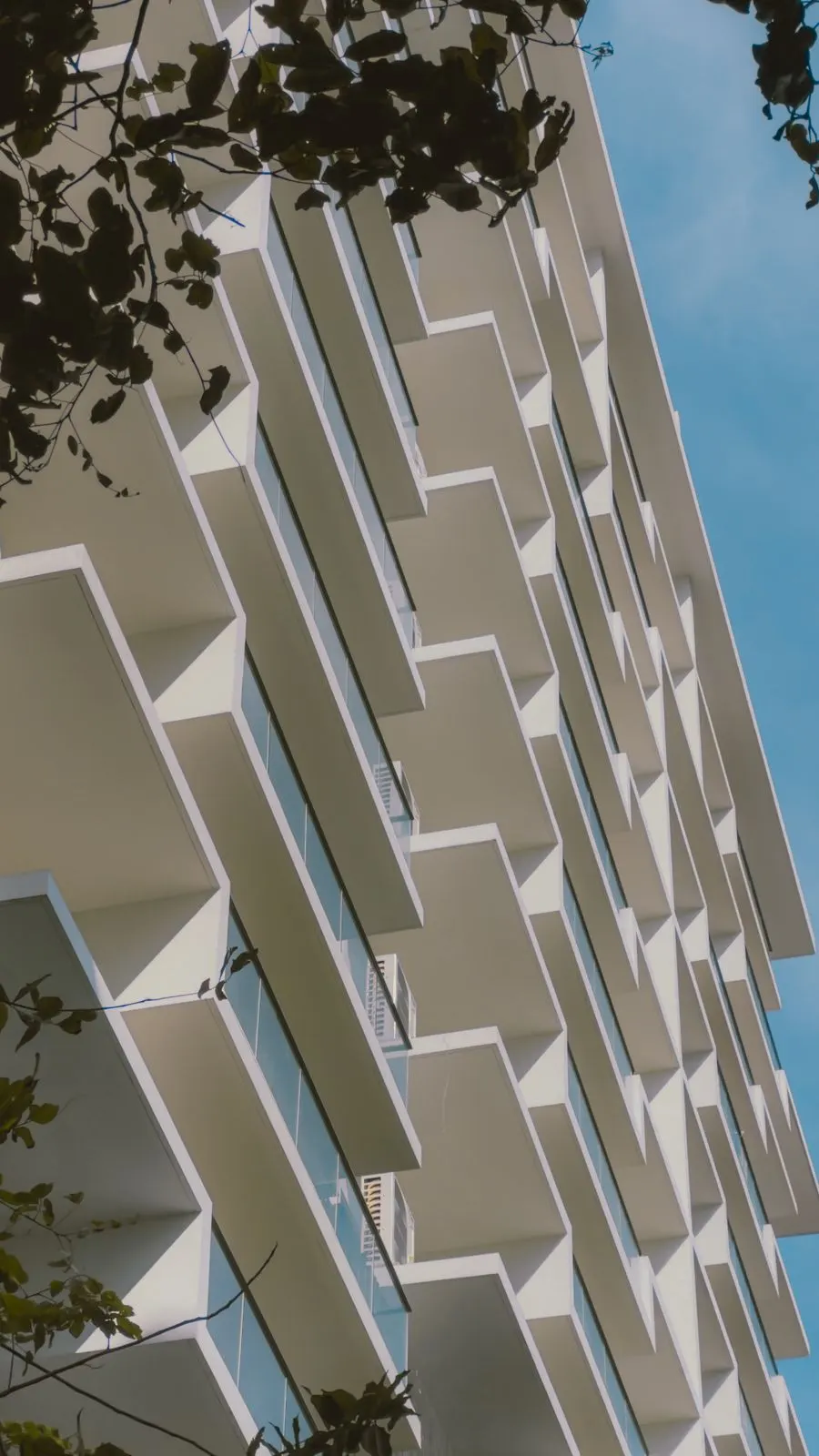 Edificio residencial de departamentos administrado por MR Group